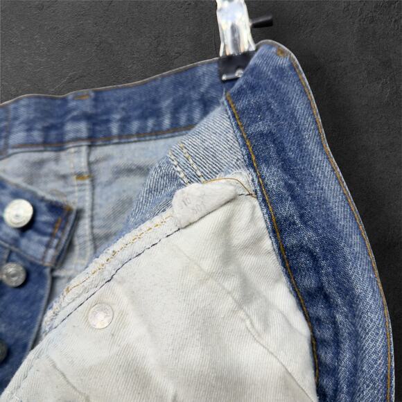 Vintage Levis 501 80s Made in USA Button Fly Jeans Size 32 - Picture 5 of 13